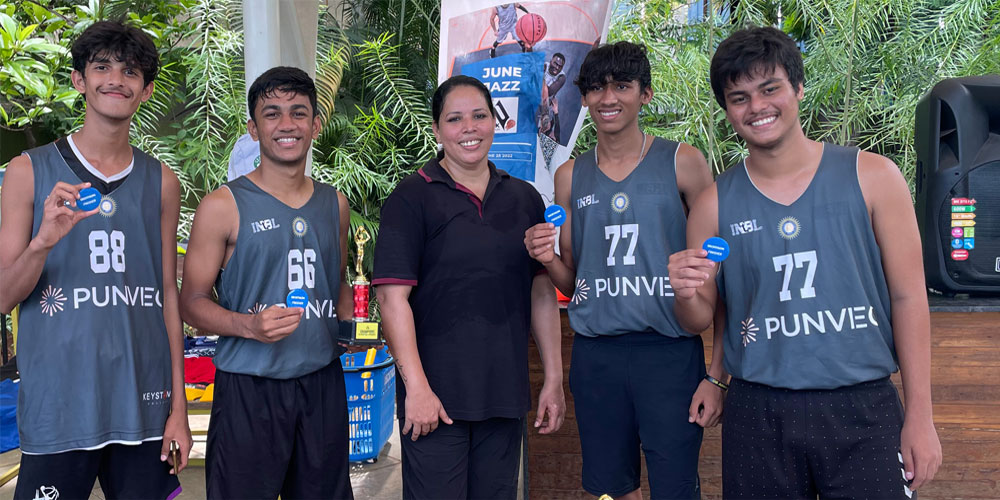 U-18 Boys Winners - Mumbai Ballers