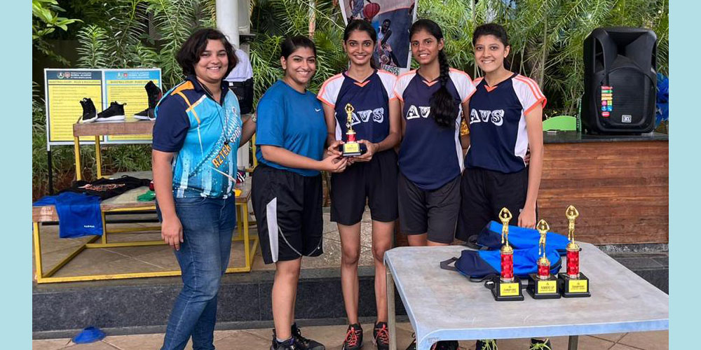 Women Runners-up - Team AVS