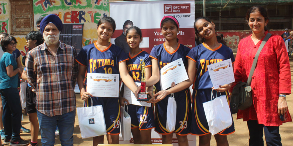 U-14-Girls-Winners---Fatima-Warriors-with-Coach-Suki-Sir-&-Aarthi-Ma'am